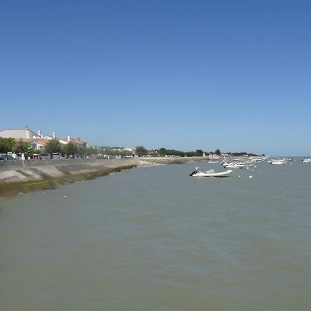 Une Pause A La Flotte En Re Bagian luar foto