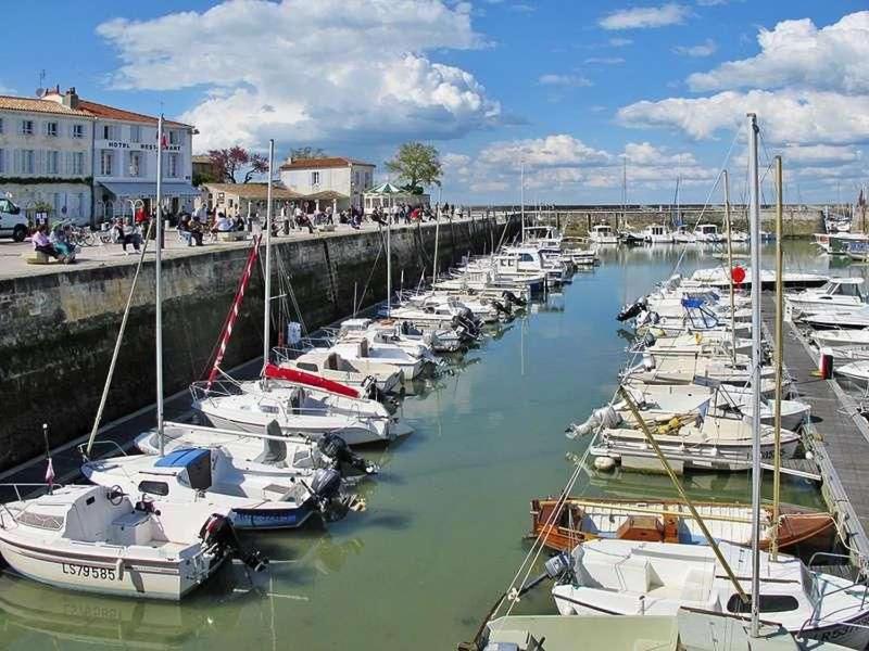 Une Pause A La Flotte En Re Bagian luar foto