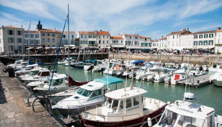 Une Pause A La Flotte En Re Bagian luar foto