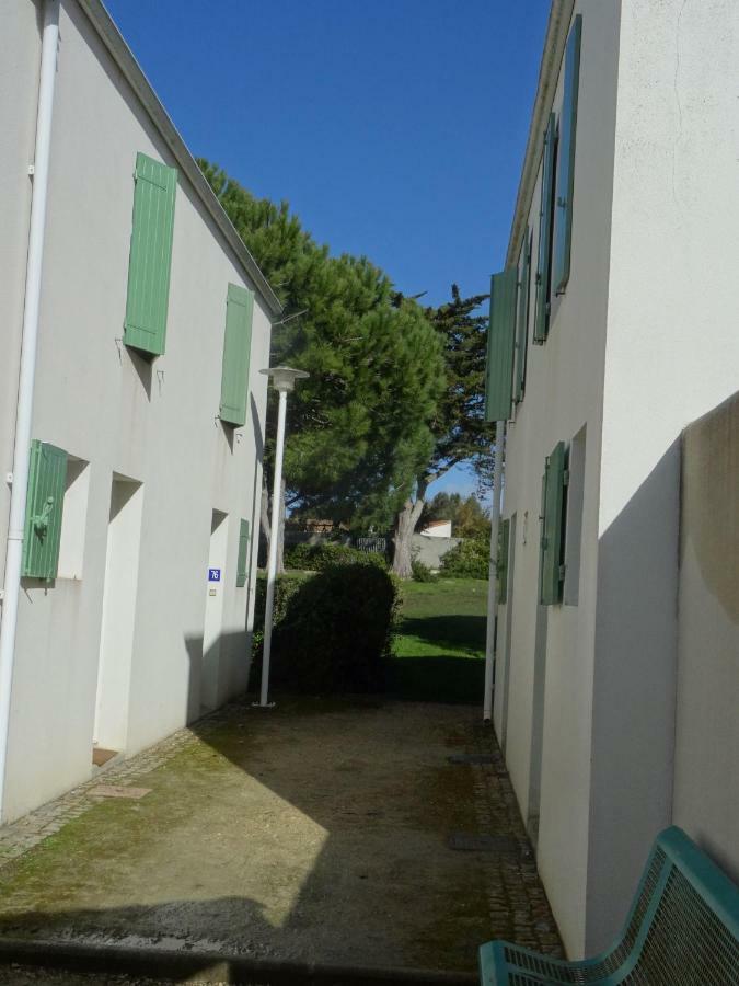 Une Pause A La Flotte En Re Bagian luar foto